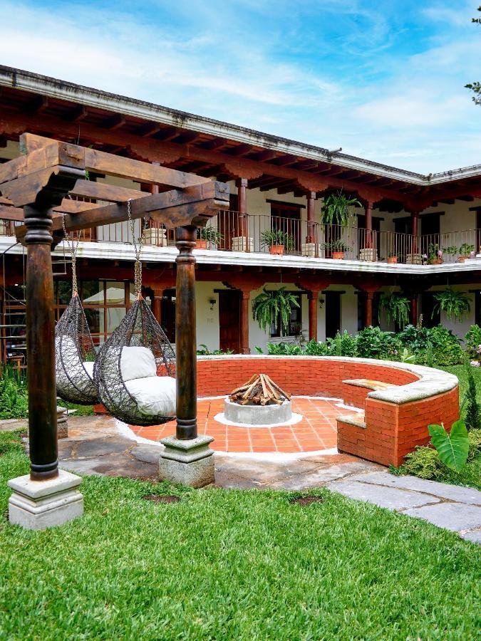 Hotel Cacique Real Antigua Exteriör bild
