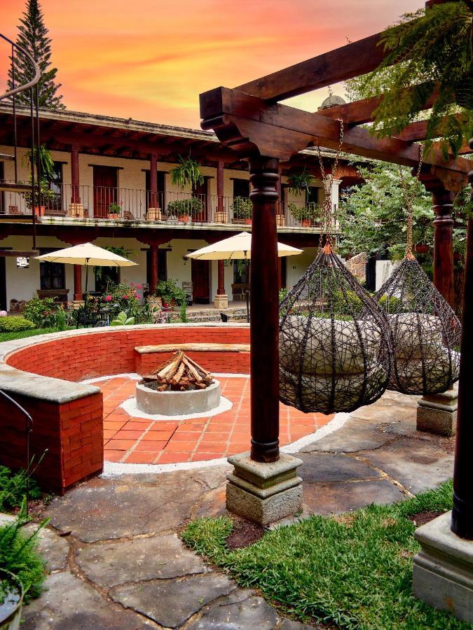 Hotel Cacique Real Antigua Exteriör bild