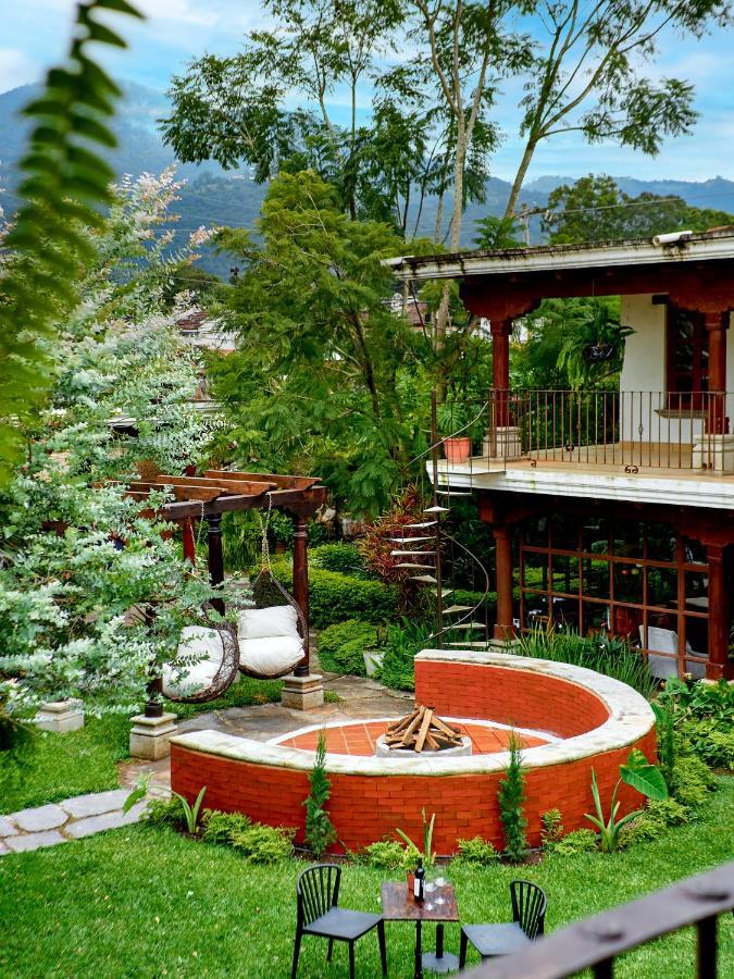Hotel Cacique Real Antigua Exteriör bild