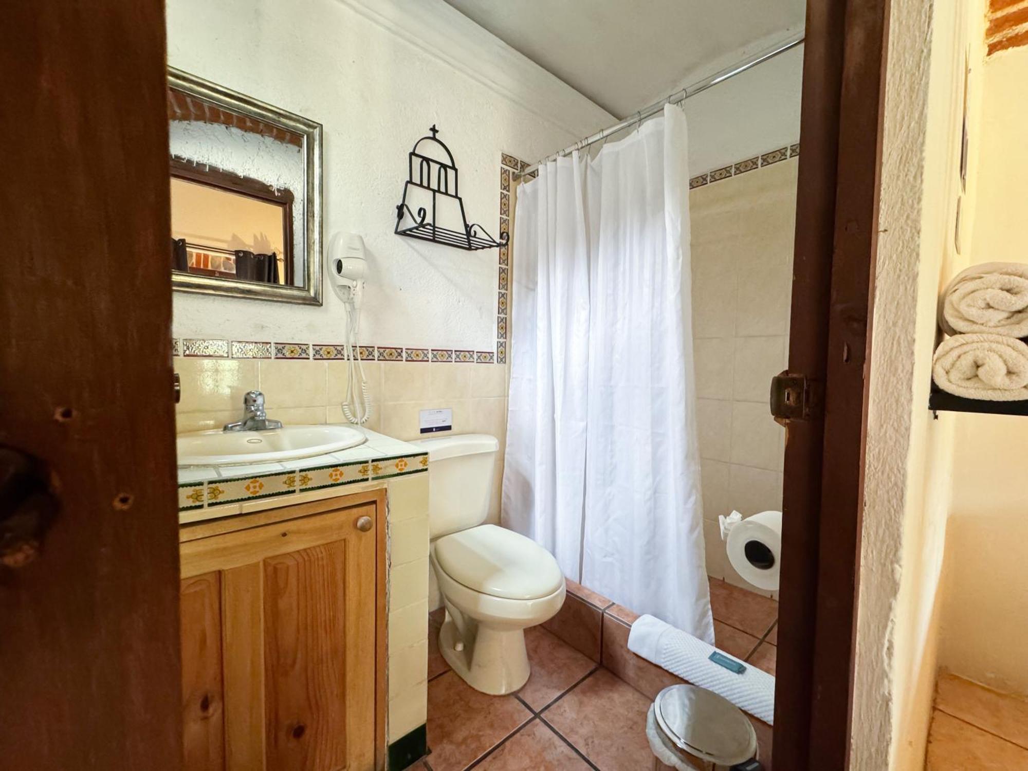 Hotel Cacique Real Antigua Rum bild